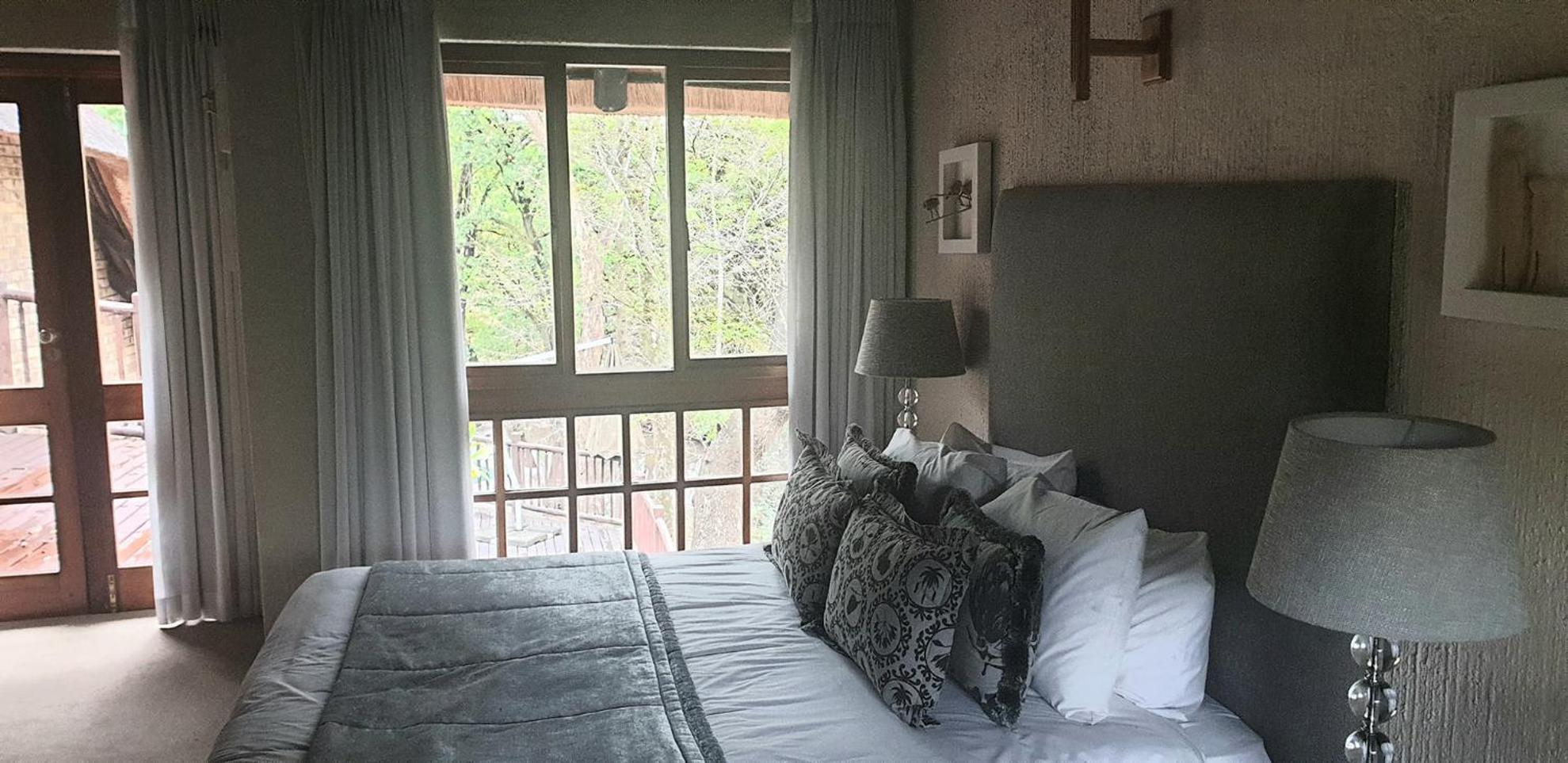Dreamy 3 Bedroom Villa On The Edge Of The Sabie River In Kruger Park Lodge Hazyview Bagian luar foto